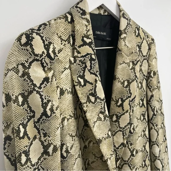Zara Basic Snake Print Blazer XS Blogger Favorite Animal Print Jacket - Picture 4 of 9